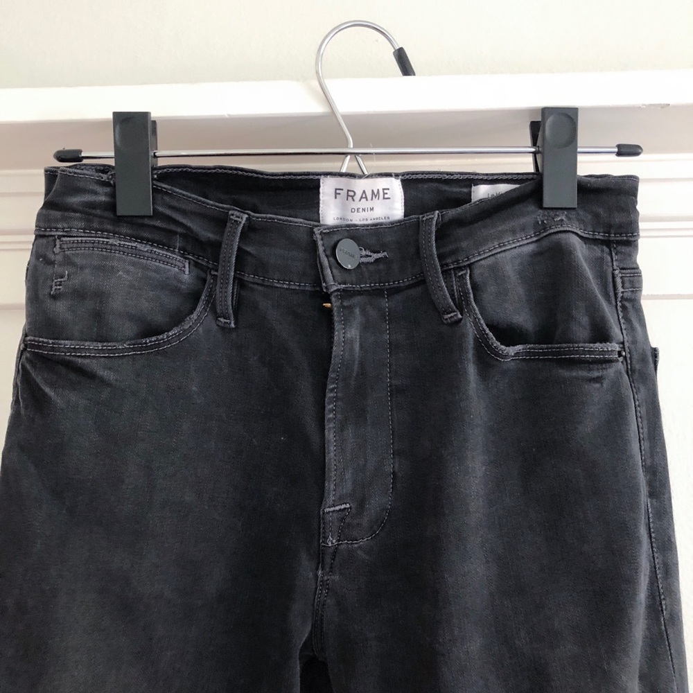 FRAME Le High Skinny Raw Edge Fray in Grantley